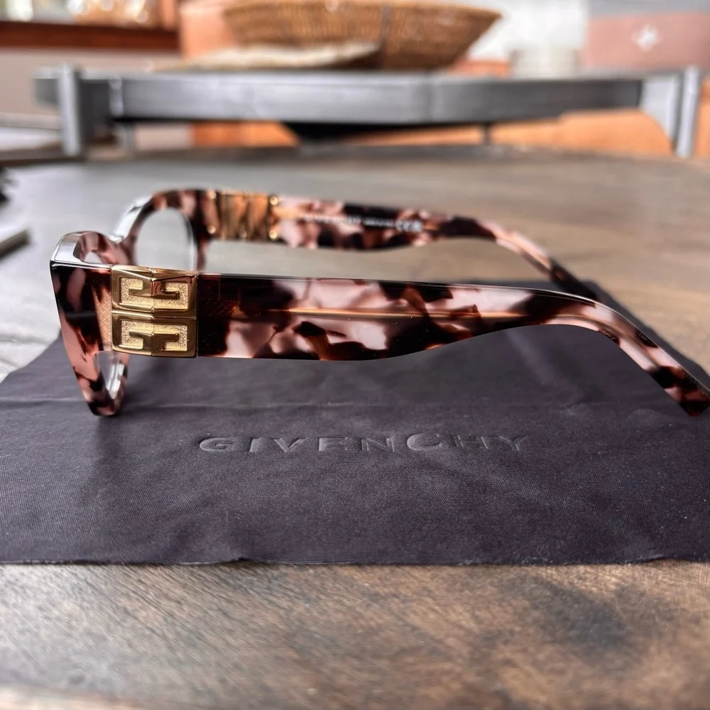 GIVENCHY GV50059 NWT Tortoiseshell Eyeglasses 52-18-135 Gold Logo Frames NEW